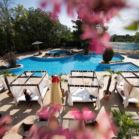Apollo Spa Resort - Ultra All-Inclusive , Pools & Free Beach, Individual Ac In Every Room Golden Sands Luaran gambar