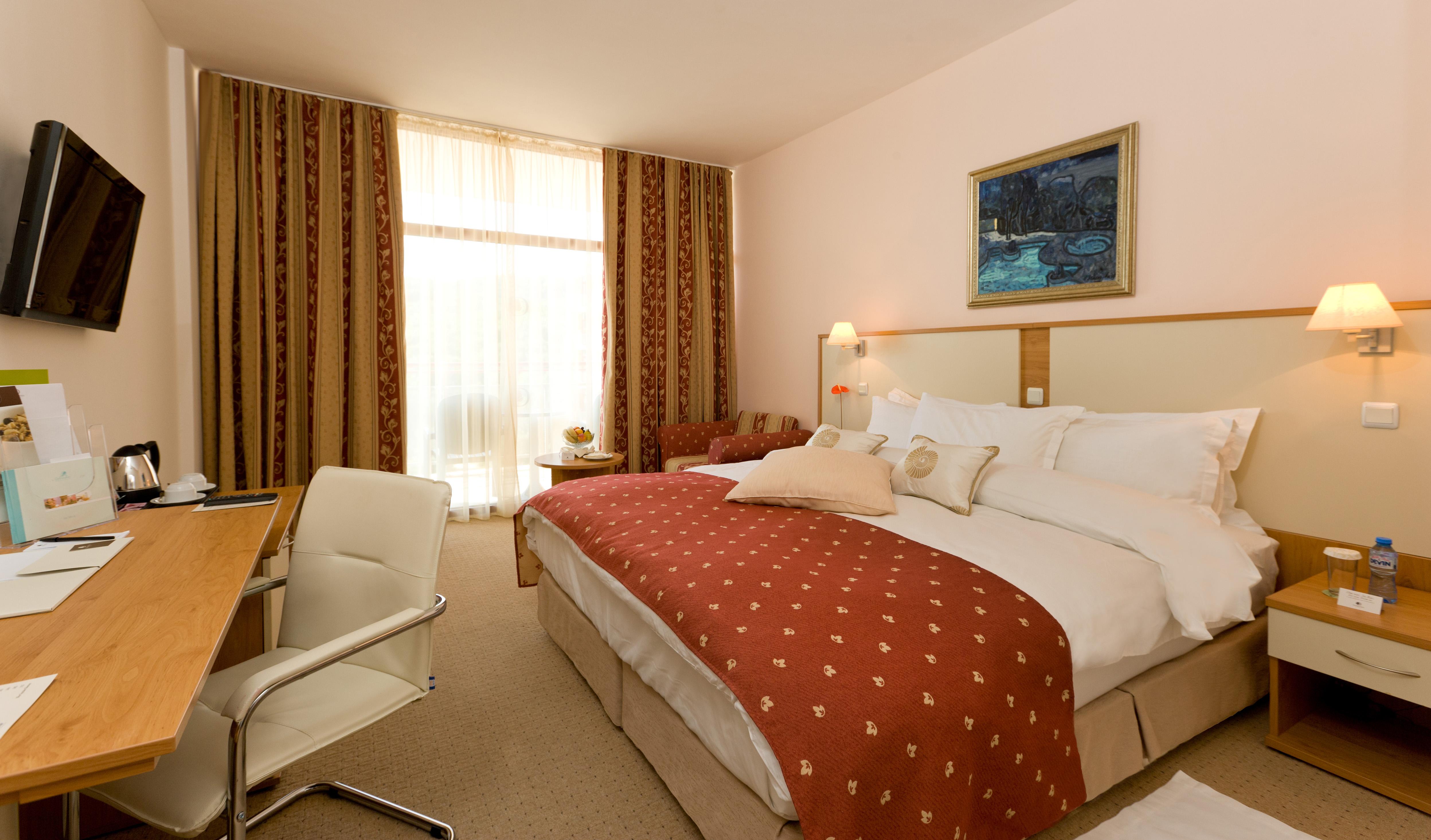Apollo Spa Resort - Ultra All-Inclusive , Pools & Free Beach, Individual Ac In Every Room Golden Sands Luaran gambar