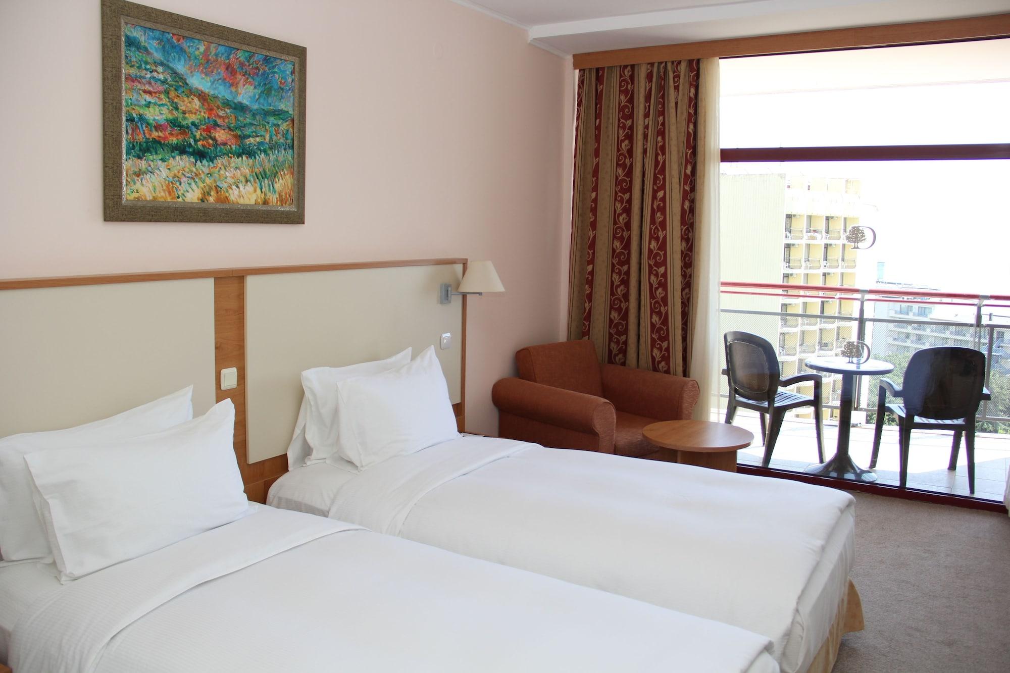 Apollo Spa Resort - Ultra All-Inclusive , Pools & Free Beach, Individual Ac In Every Room Golden Sands Luaran gambar