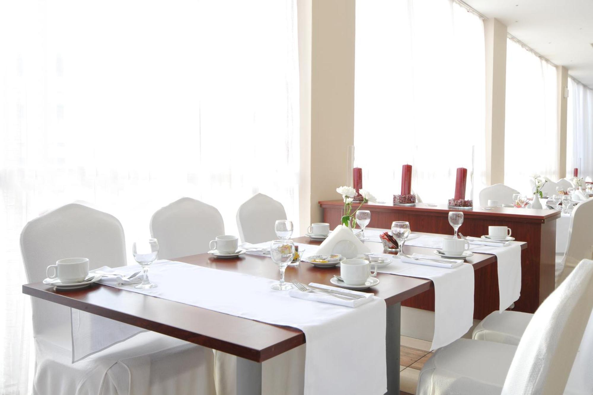Apollo Spa Resort - Ultra All-Inclusive , Pools & Free Beach, Individual Ac In Every Room Golden Sands Luaran gambar